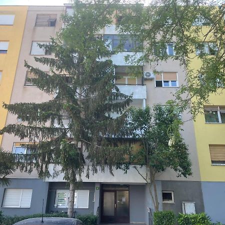 New Two Bedroom Apartment Maloni Пула Екстер'єр фото